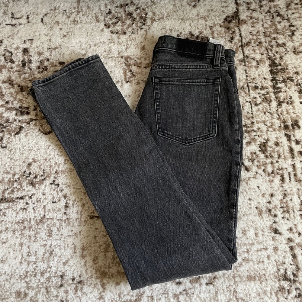 Abercrombie ‘The 90s Skinny High Rise’ Jeans